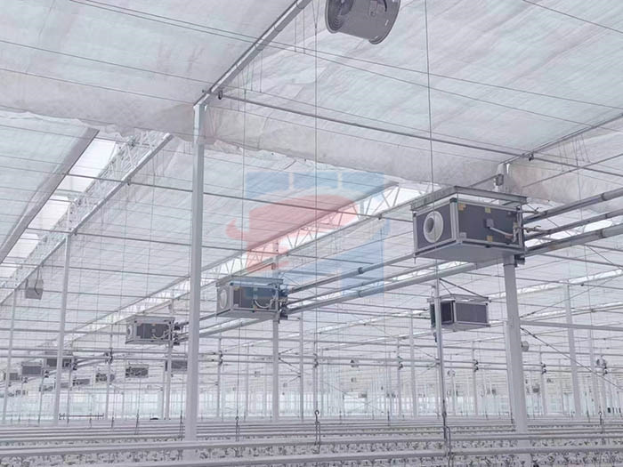 吊頂式射流機(jī)組安裝現(xiàn)場(chǎng) 吊頂式射流機(jī)組安裝現(xiàn)場(chǎng)